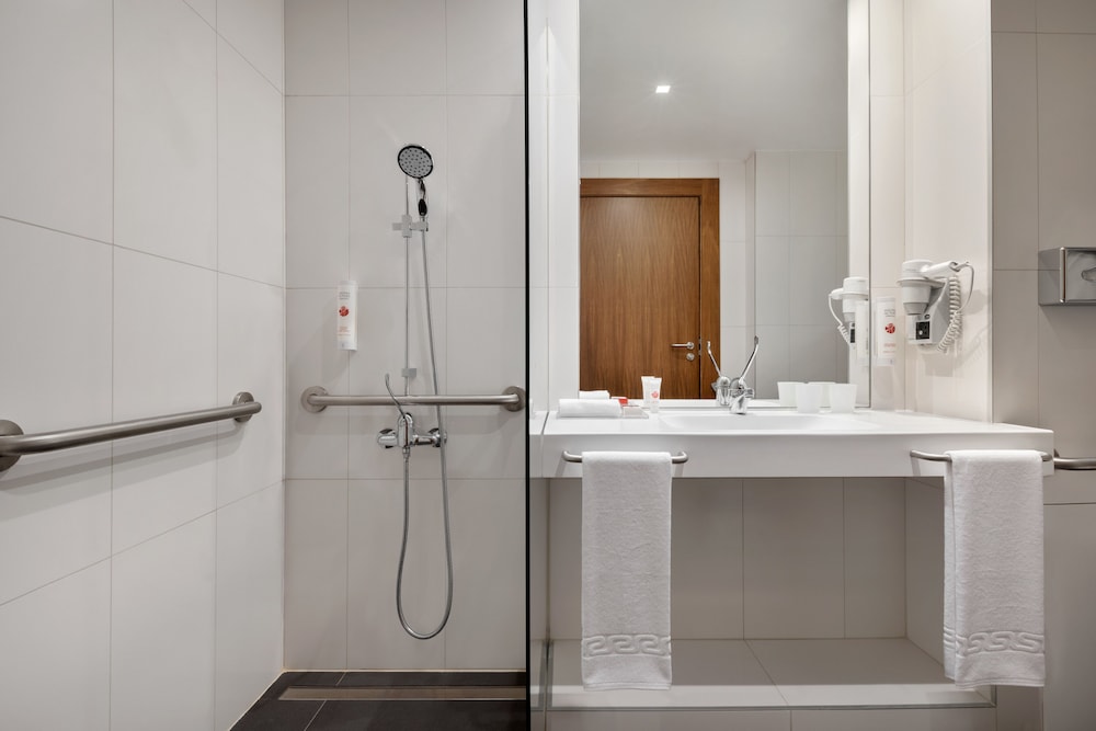 Hand-held showerhead