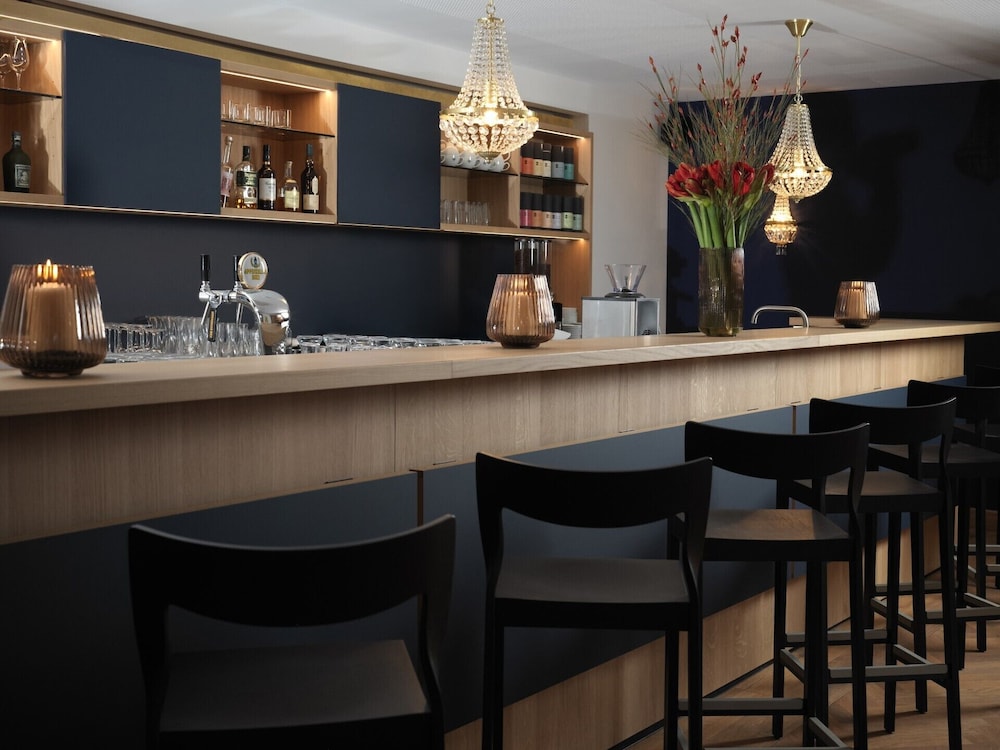 Bar (in der Unterkunft)
